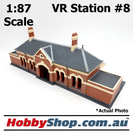 VR Station Building #8 Gothic Brick with Toilets HO 1:87 Scale